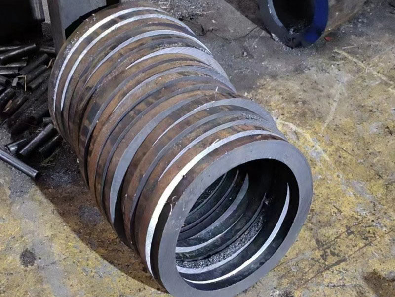 金山30CrMo无缝钢管切割